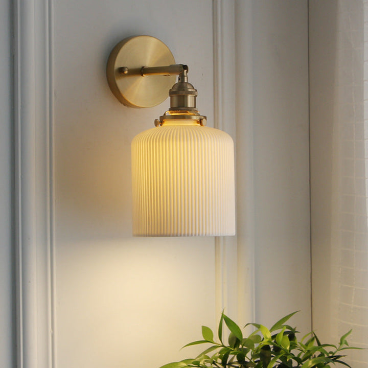 Japanese Brass Pleated Glass Wall Light – Retro