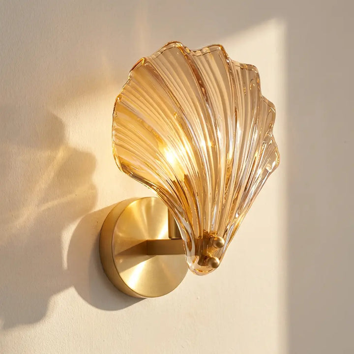 Art Deco Brass Glass Seashell Wall Sconce LED 1-Light