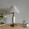 100V-120V / White Pleated + White Base
