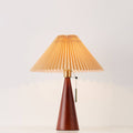 Walnut / Warm Light