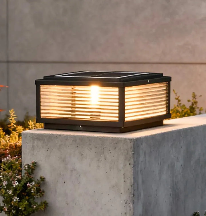 Modern Solar Garden Pillar Light – IP65 Glass, 3 Colour Temperature