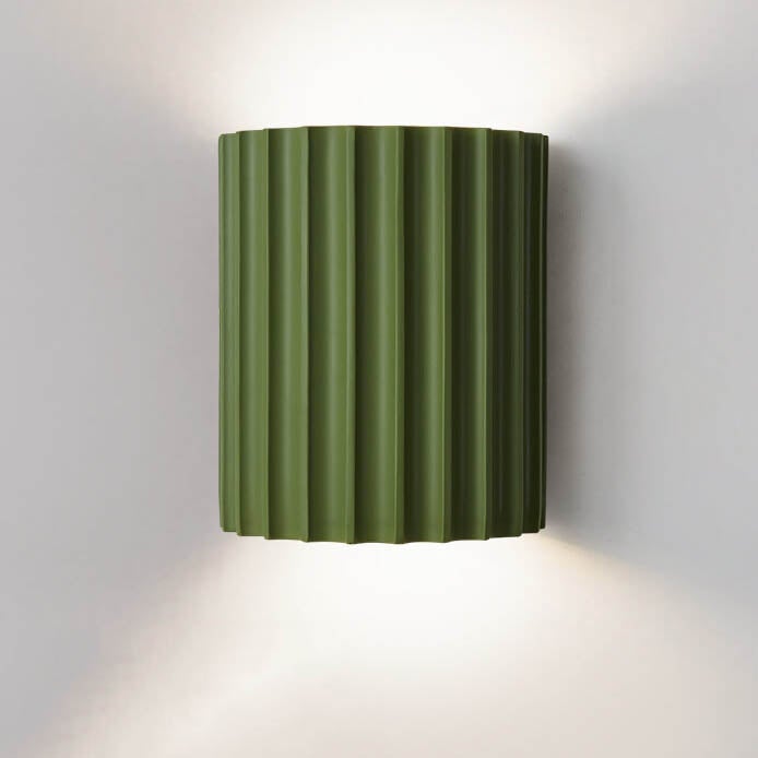 Half cylinder wall lamp green variant detail